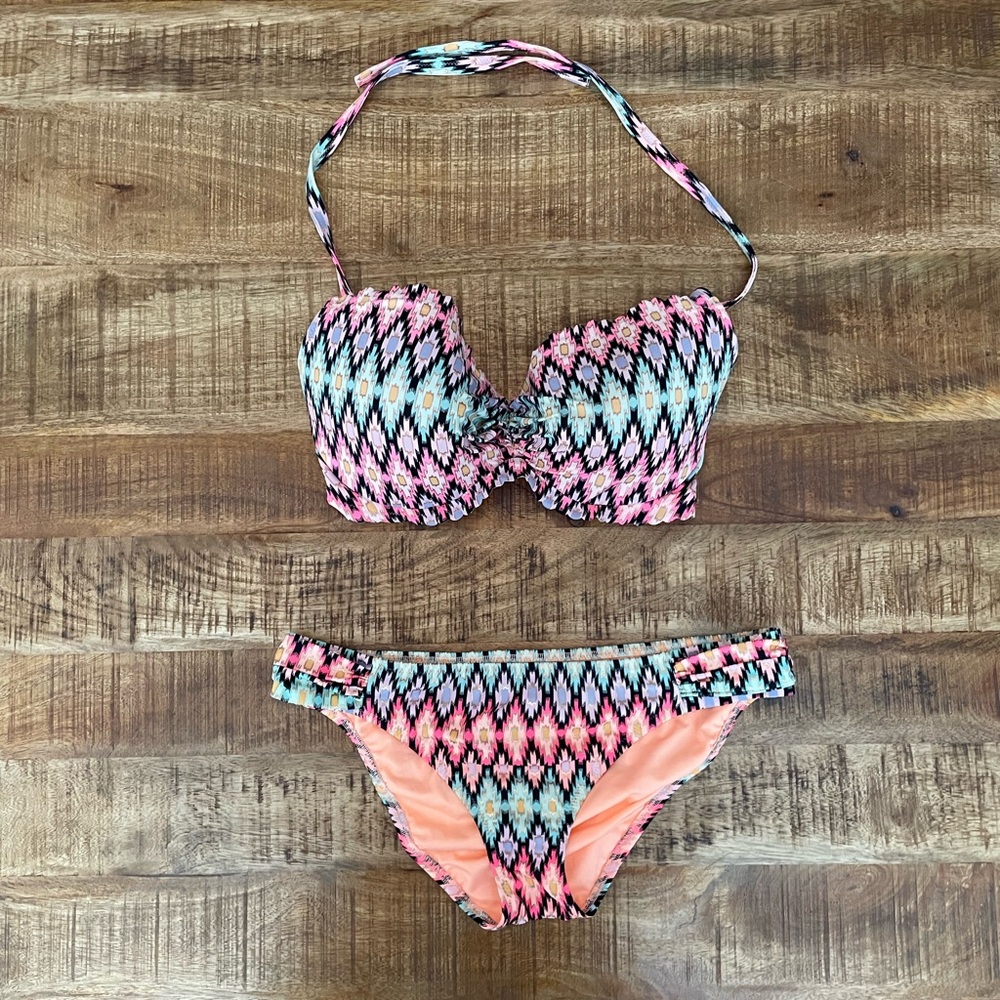 Victoria’s Secret Ikat Bikini Set 34DDD Large